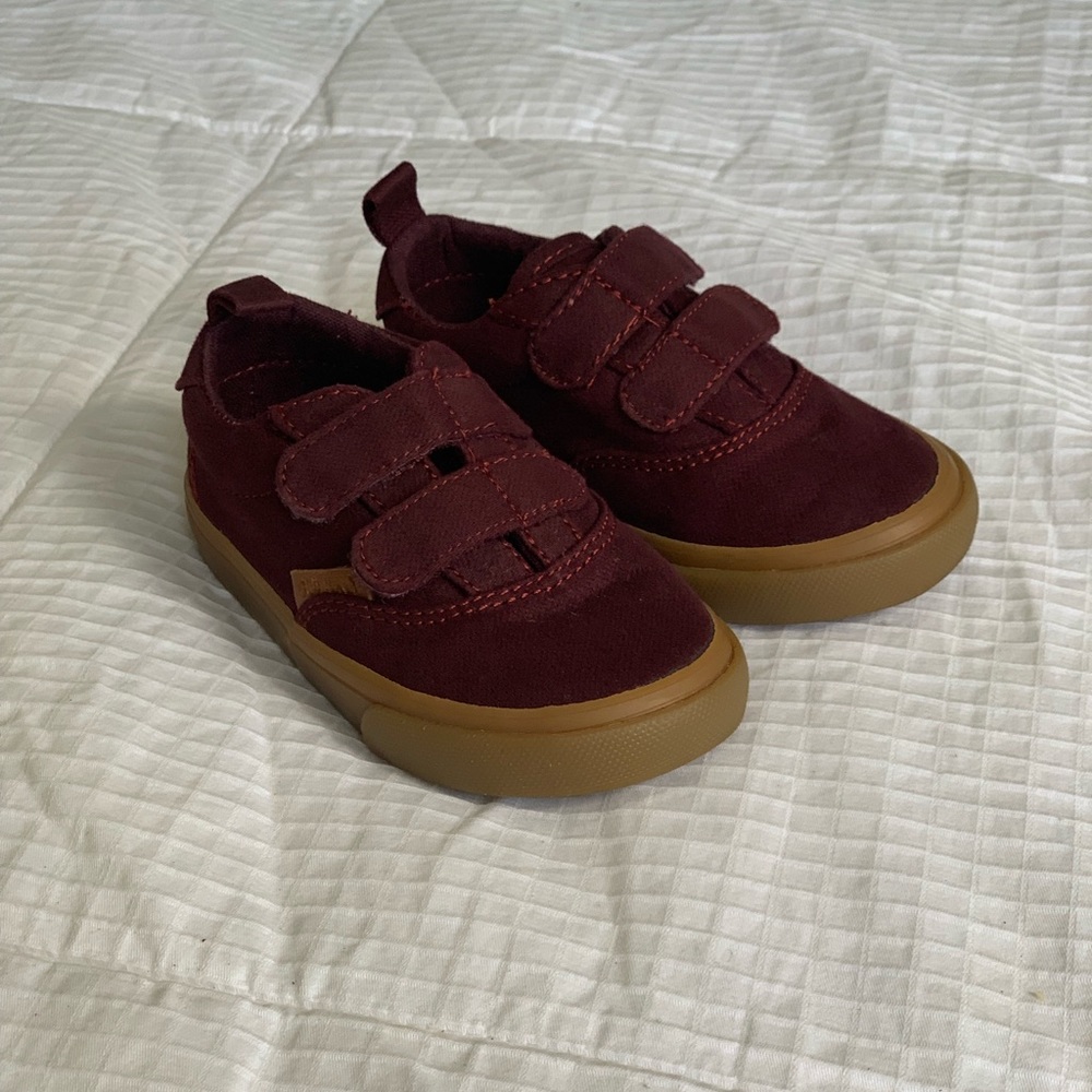 Old navy shoes